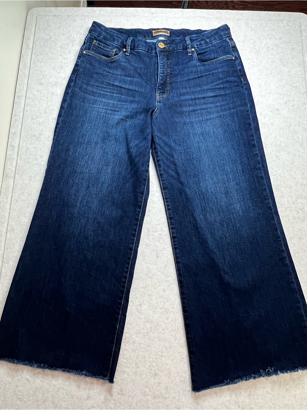 KUT from the Kloth Meg Fab Ab Wide Leg Jeans Dark Wash size 12